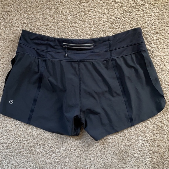 Lululemon Groovy Run Short Bonded Black 10 - Picture 4 of 12